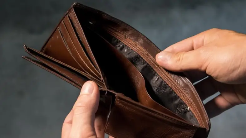 Eight things will tell you that you are not happy with your salary?