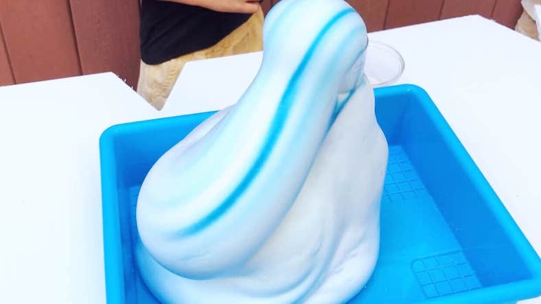 Elephant toothpaste, science experiment for children