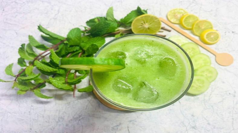 How to prepare a Cucumber Mint Cooler?