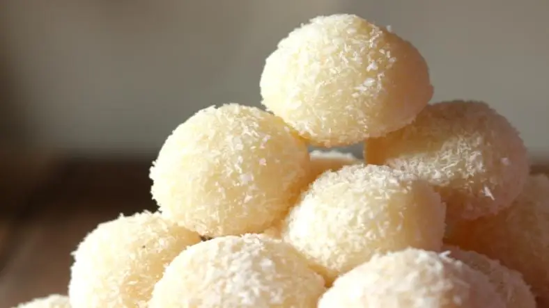 How to prepare Coconut Ladoo?