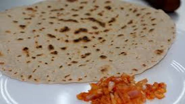 Jonna roti with chili chutney - Andhra Style